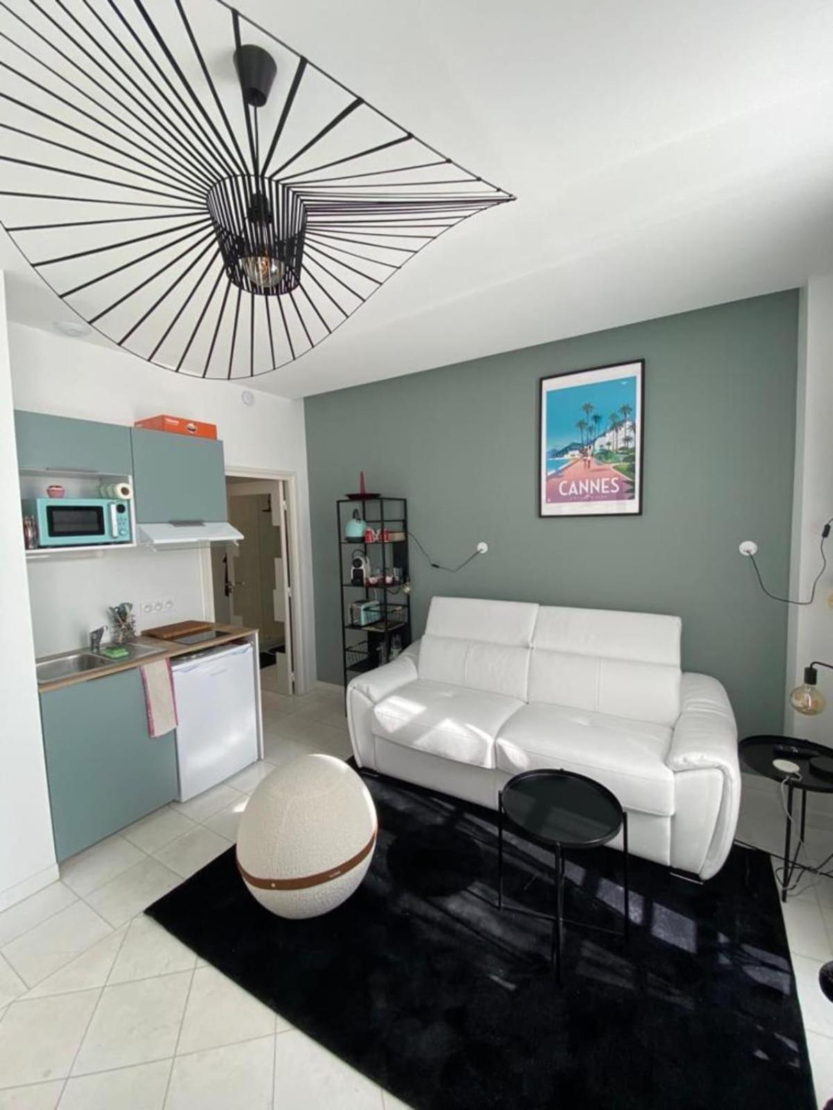 Private - Small Studio For Two At 5 Minutes From Croisette カンヌ エクステリア 写真